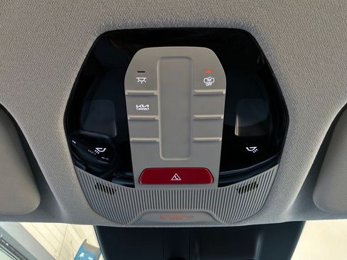 Used 2025 Kia K4 FWD image 15