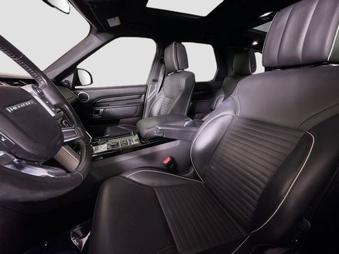 Used 2017 Land Rover Discovery HSE Luxury image 22