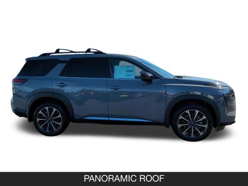 New 2026 Nissan Pathfinder Platinum w/ Cargo Package FWD image 6