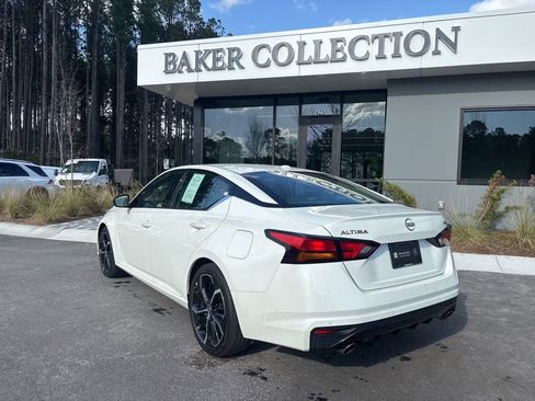 Used 2024 Nissan Altima 2.5 SR image 9