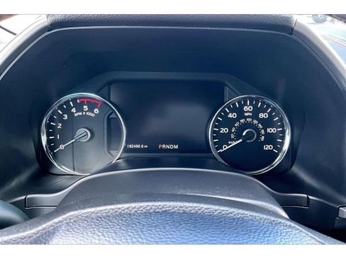 Used 2018 Ford F150 Platinum w/ Equipment Group 701A Luxury image 14