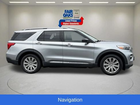 Used 2020 Ford Explorer Limited w/ Class III Trailer Tow Package AWD/4WD image 6