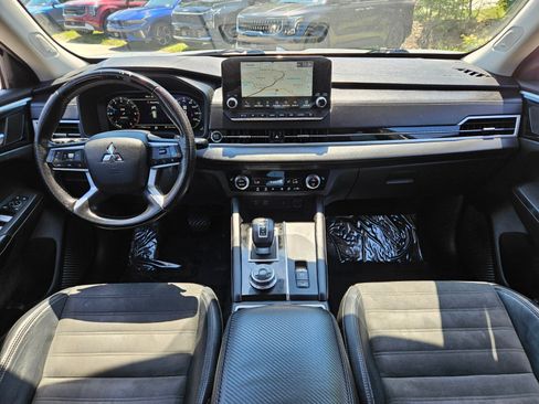 Used 2022 Mitsubishi Outlander SE FWD image 13