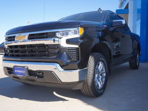 New 2026 Chevrolet Silverado 1500 LT image 4