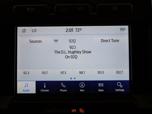Used 2020 Ford F150 Lariat w/ Equipment Group 502A Luxury AWD/4WD image 26