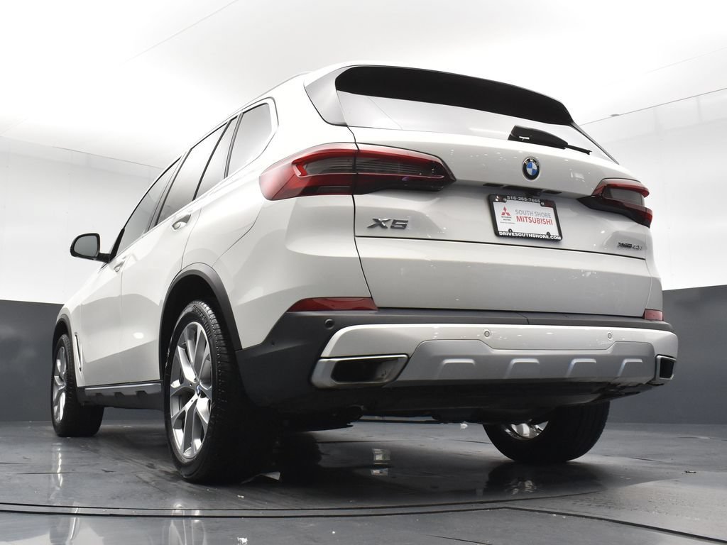 Used 2022 BMW X5 xDrive40i AWD/4WD image 22