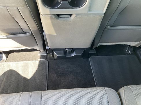Used 2018 Ford F150 XLT AWD/4WD image 17