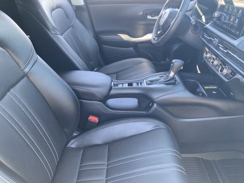 Used 2024 Honda HR-V EX-L image 10
