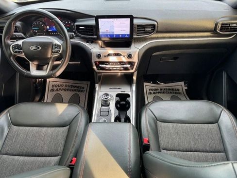 Used 2023 Ford Explorer Timberline image 11