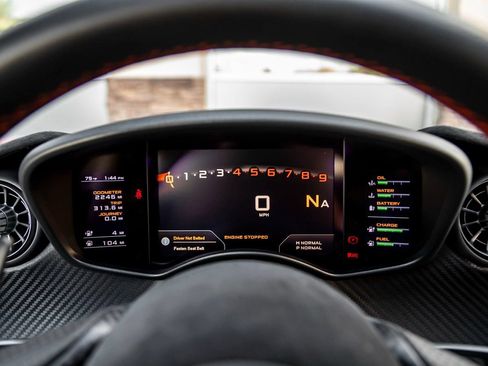 Used 2015 McLaren P1 RWD image 16