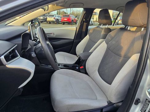 Used 2020 Toyota Corolla LE image 23