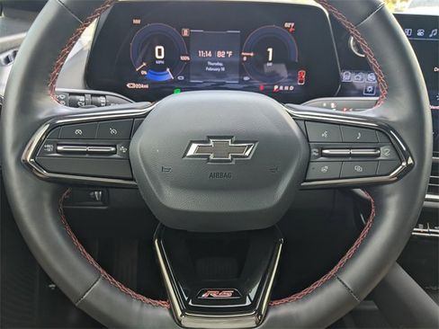 Used 2025 Chevrolet Equinox EV RS image 24