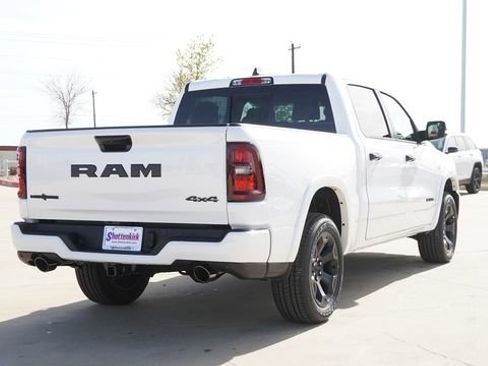 New 2026 RAM 1500 4x4 Crew Cab image 9