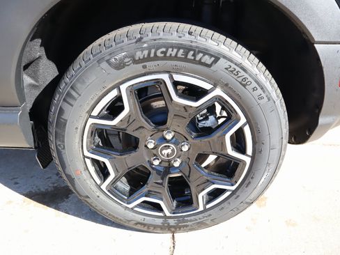 New 2025 Ford Bronco Sport Outer Banks image 19