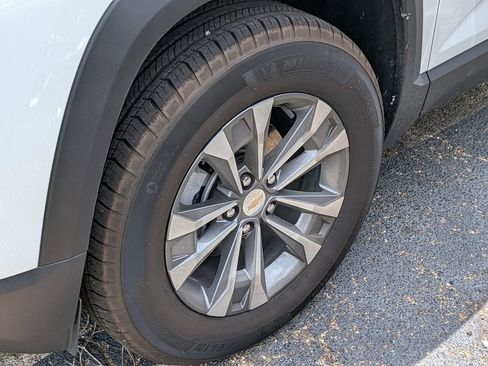 Used 2026 Chevrolet Equinox LT w/ Convenience Package II AWD/4WD image 7