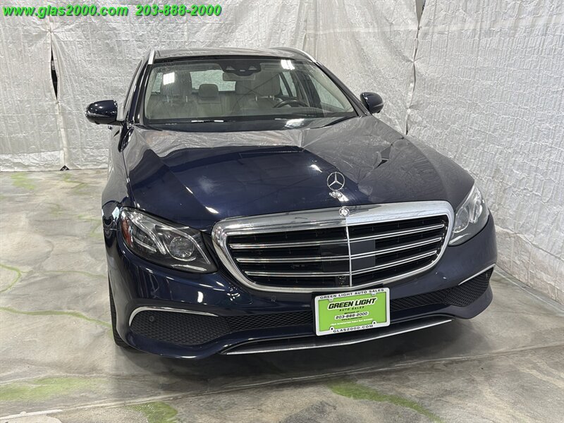 Used 2017 Mercedes-Benz E 400 4MATIC Wagon image 34