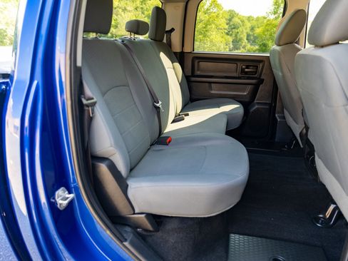 Used 2015 RAM 2500 Tradesman w/ Chrome Appearance Group AWD/4WD image 31