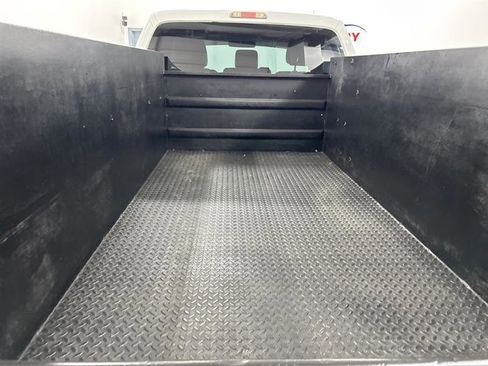 Used 2011 Ford F250 XL w/ XL Value Pkg image 9