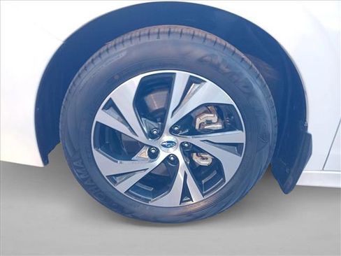 Used 2025 Subaru Legacy Premium image 10