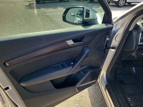 Certified 2023 Audi Q5 e Premium Plus w/ Premium Plus Package image 18