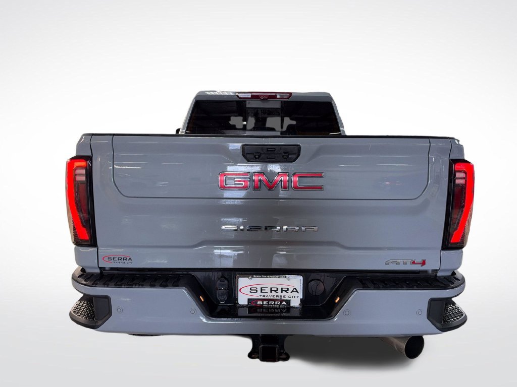 Used 2024 GMC Sierra 3500 AT4 w/ AT4 Premium Plus Package AWD/4WD image 4