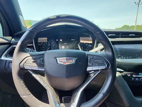 Used 2020 Cadillac XT6 Sport AWD/4WD image 12