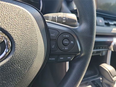 Used 2024 Toyota RAV4 XLE FWD image 23