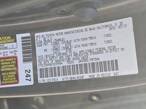 Used 2019 Toyota Tacoma SR w/ SR Convenience Package image 38