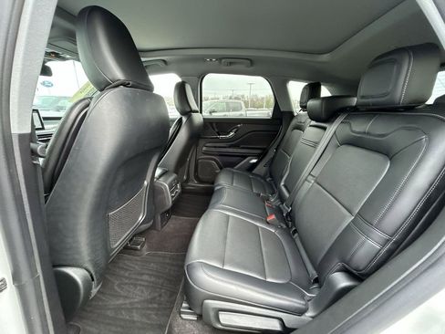 Used 2022 Lincoln Corsair AWD w/ Premium Package image 29