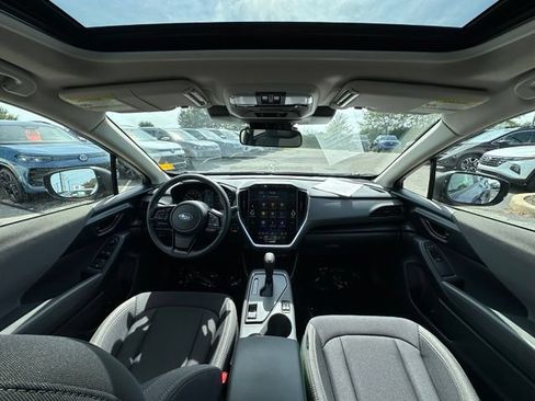 Used 2025 Subaru Crosstrek 2.5i Premium AWD/4WD image 13