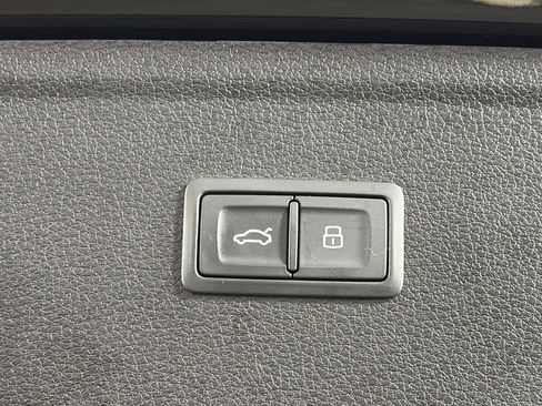 Certified 2023 Audi Q5 2.0T Prestige w/ Prestige Package image 15