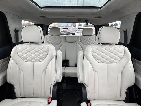 Used 2022 Hyundai Palisade Calligraphy image 40