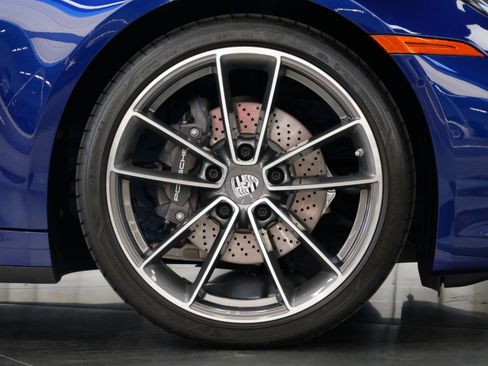 Used 2023 Porsche 911 Carrera image 38