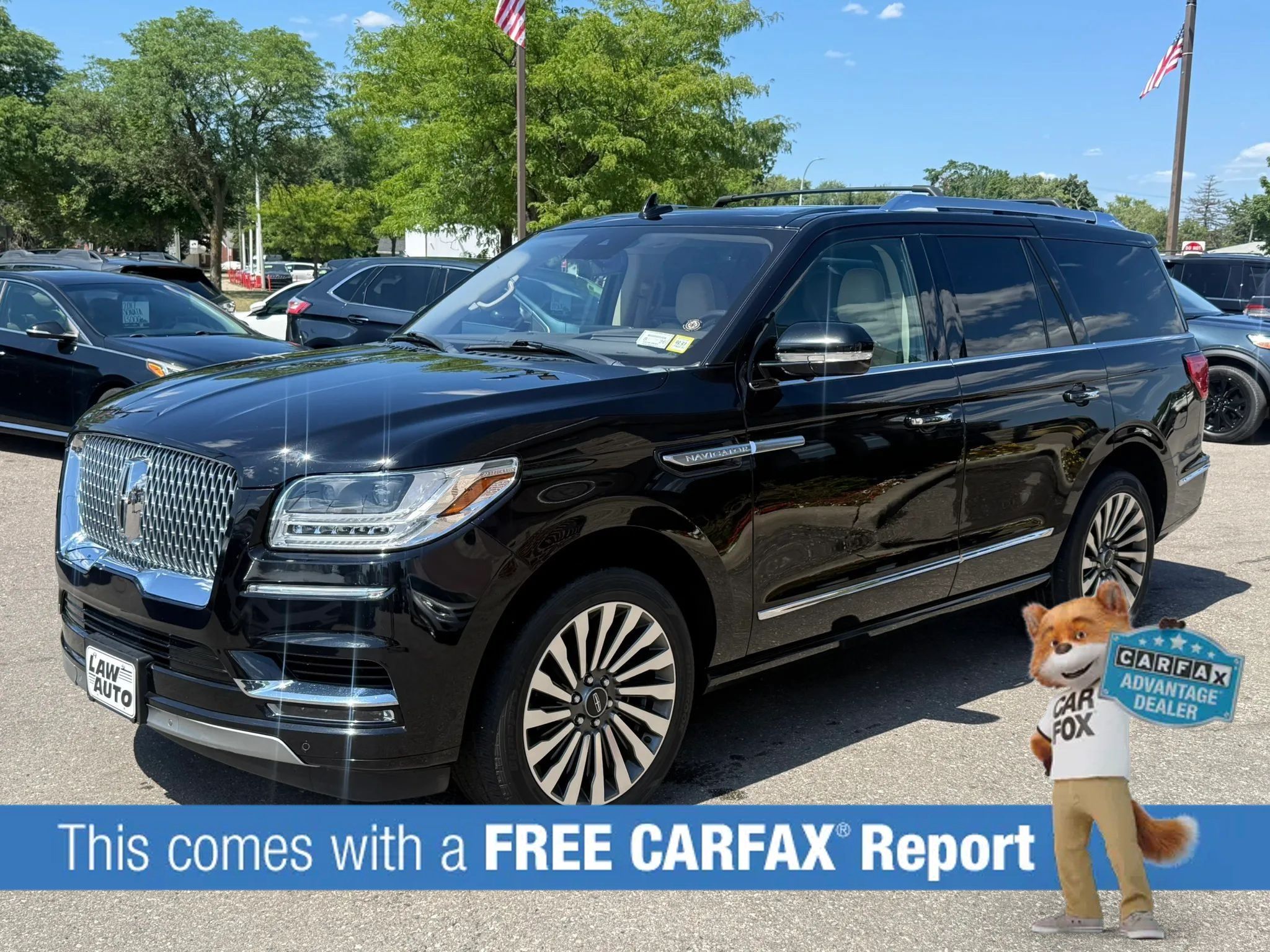 Used 2019 Lincoln Navigator Reserve w/ Cargo Package AWD/4WD image 1
