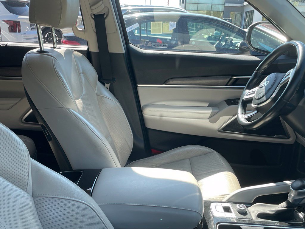 Used 2020 Kia Telluride EX w/ EX Premium Package FWD image 8