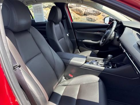 Certified 2023 MAZDA MAZDA3 2.5 Turbo Sedan w/Premium Plus AWD/4WD image 11