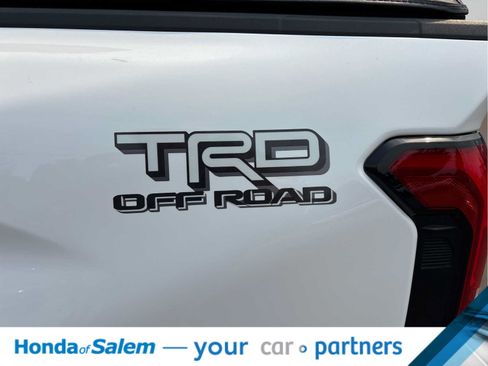 Used 2024 Toyota Tacoma TRD Off-Road AWD/4WD image 7