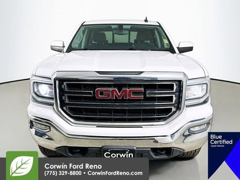 Used 2017 GMC Sierra 1500 SLE w/ SLE Value Package AWD/4WD image 2
