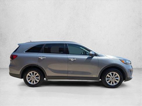 Used 2020 Kia Sorento LX w/ LX I4 Convenience Package AWD/4WD image 8