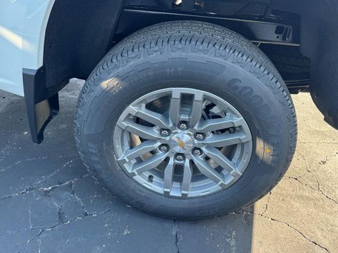 New 2026 Chevrolet Colorado LT RWD image 32