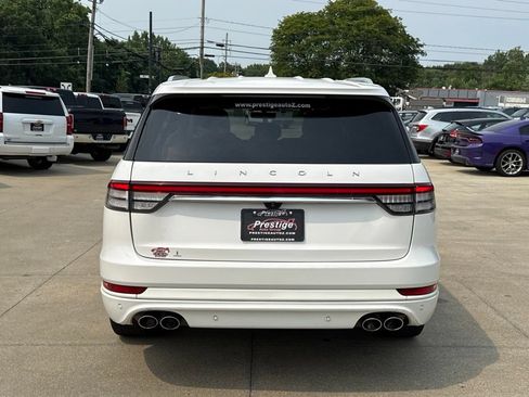 Used 2022 Lincoln Aviator Reserve w/ Equipment Group 201A AWD/4WD image 18