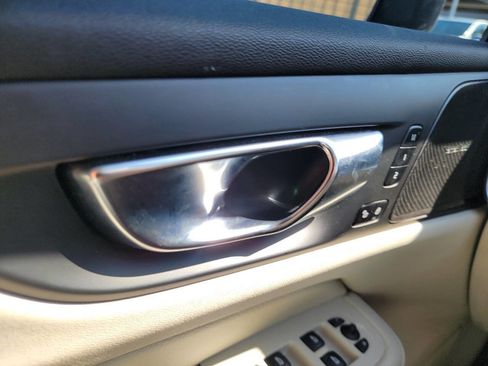 Used 2022 Volvo S60 B5 Inscription w/ Advanced Package image 18