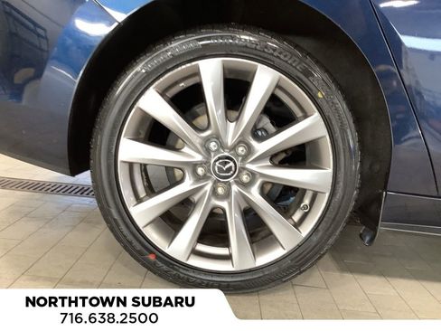 Used 2019 MAZDA MAZDA3 Sedan w/ Preferred Package image 25