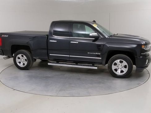 Used 2016 Chevrolet Silverado 1500 LTZ Z71 w/ LTZ Plus Package AWD/4WD image 11