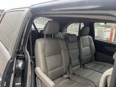 Used 2012 Honda Odyssey EX-L image 17