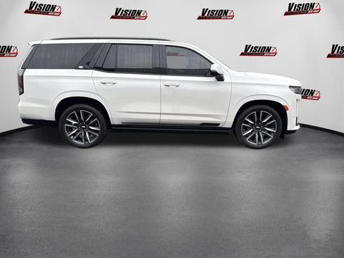 Used 2021 Cadillac Escalade Sport w/ Driver Assist Tech Package AWD/4WD image 4