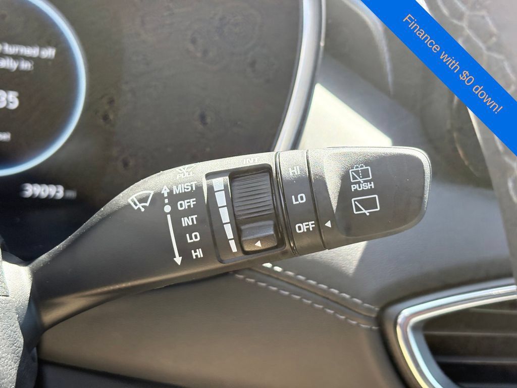 Used 2023 Hyundai Santa Fe SEL Premium AWD/4WD image 17