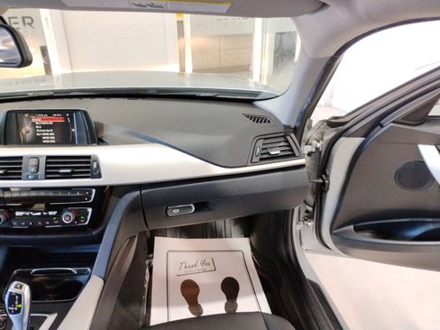 Used 2017 BMW 320i Sedan image 49