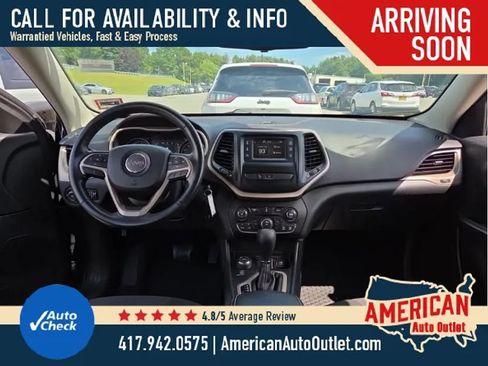 Used 2016 Jeep Cherokee Latitude w/ Safety/Convenience Group AWD/4WD image 2