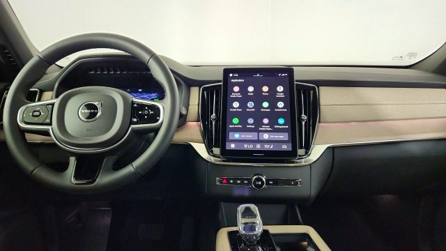 New 2026 Volvo XC90 T8 Plus w/ Protection Package Premier AWD/4WD image 27